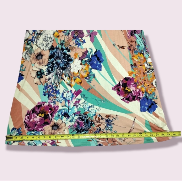 Spense Sleeveless Cross Front Maxi Dress - Picture 15 of 15